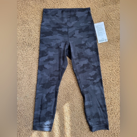 Lululemon Align 23” Leggings  Heritage 365 Camo Deep Coal Multi  Size 8 - Picture 1 of 5